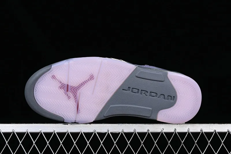 All categories Air Jordan Jordan series basketball shoes Air Jordan 5 G version Air Jordan 5 Low "Indigo Haze" AJ5 Joe 5 3M reflective indigo fog color low-top basketball shoes FJ4563-500